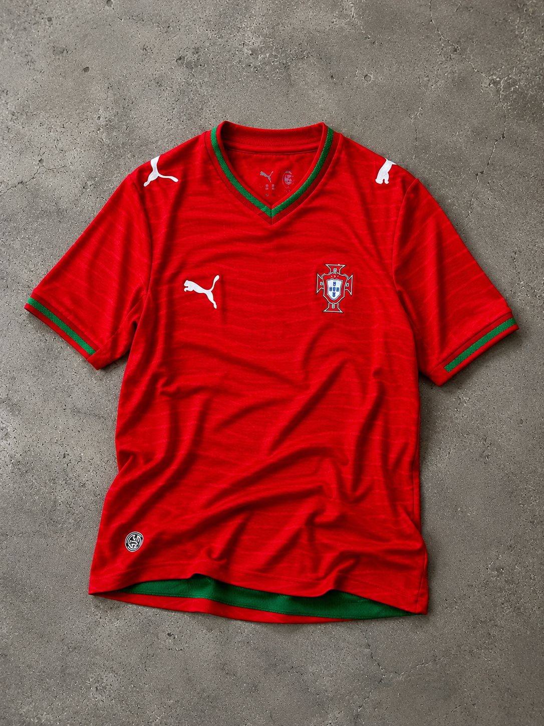 تيشيرت منتخب البرتغال الأساسي